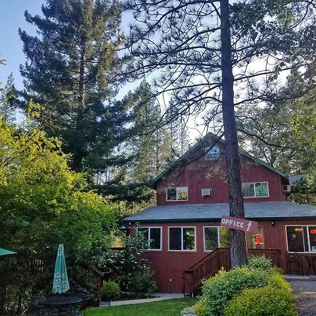 גרובלנד Yosemite Riverside Inn מראה חיצוני תמונה
